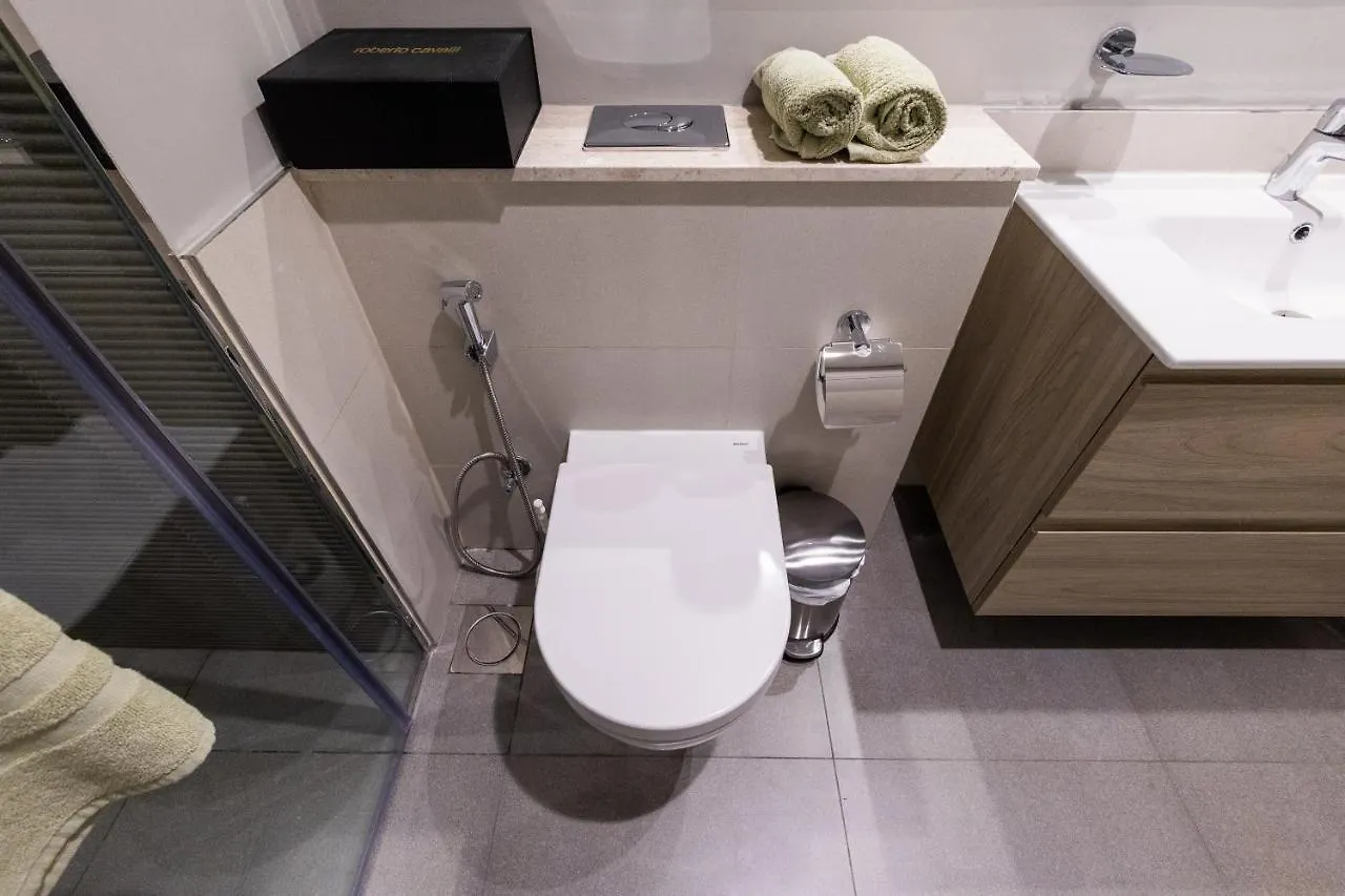 Business Bay 1 Bedroom With Canal View 迪拜