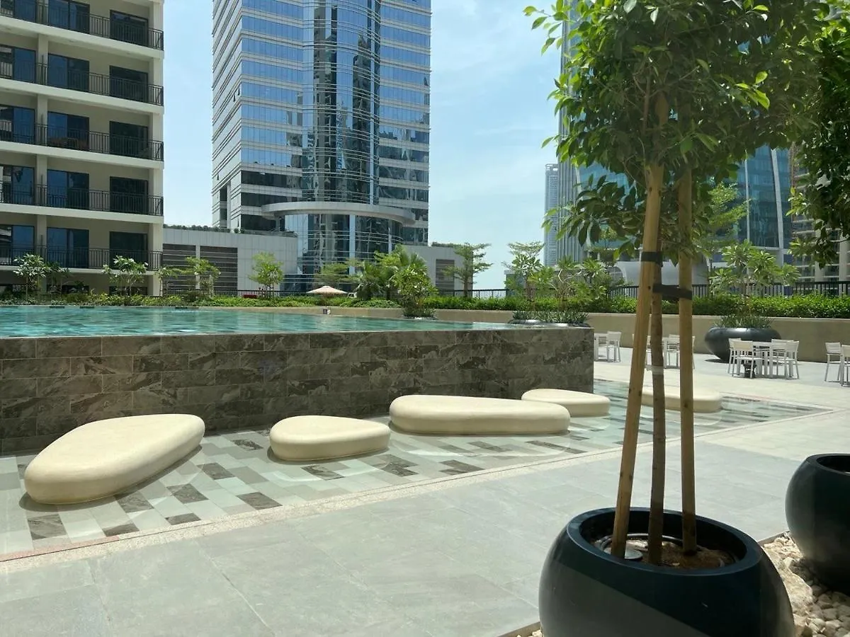 Business Bay 1 Bedroom With Canal View 迪拜 公寓